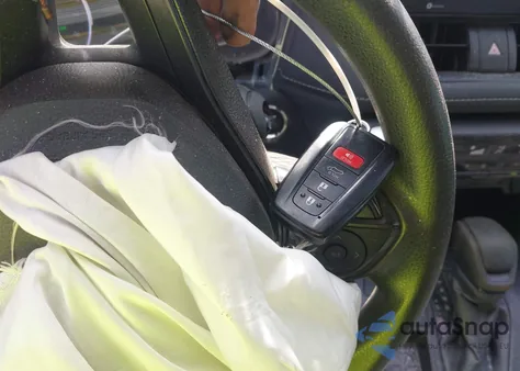 2021 Toyota Rav4 Xle from USA, damaged, VIN 2T3W1RFV4MC156754